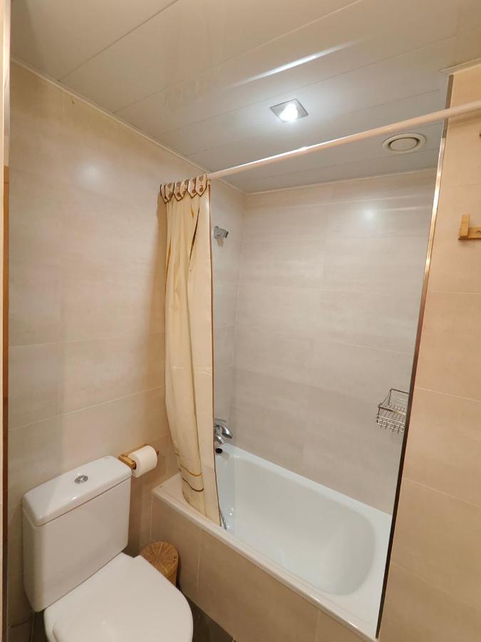 Family Apartment Forum บาร์เซโลนา ภายนอก รูปภาพ